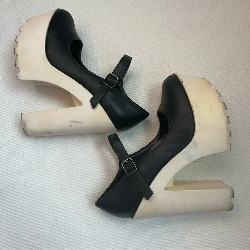 Vintage Y2K SODA Mary Janes platforms